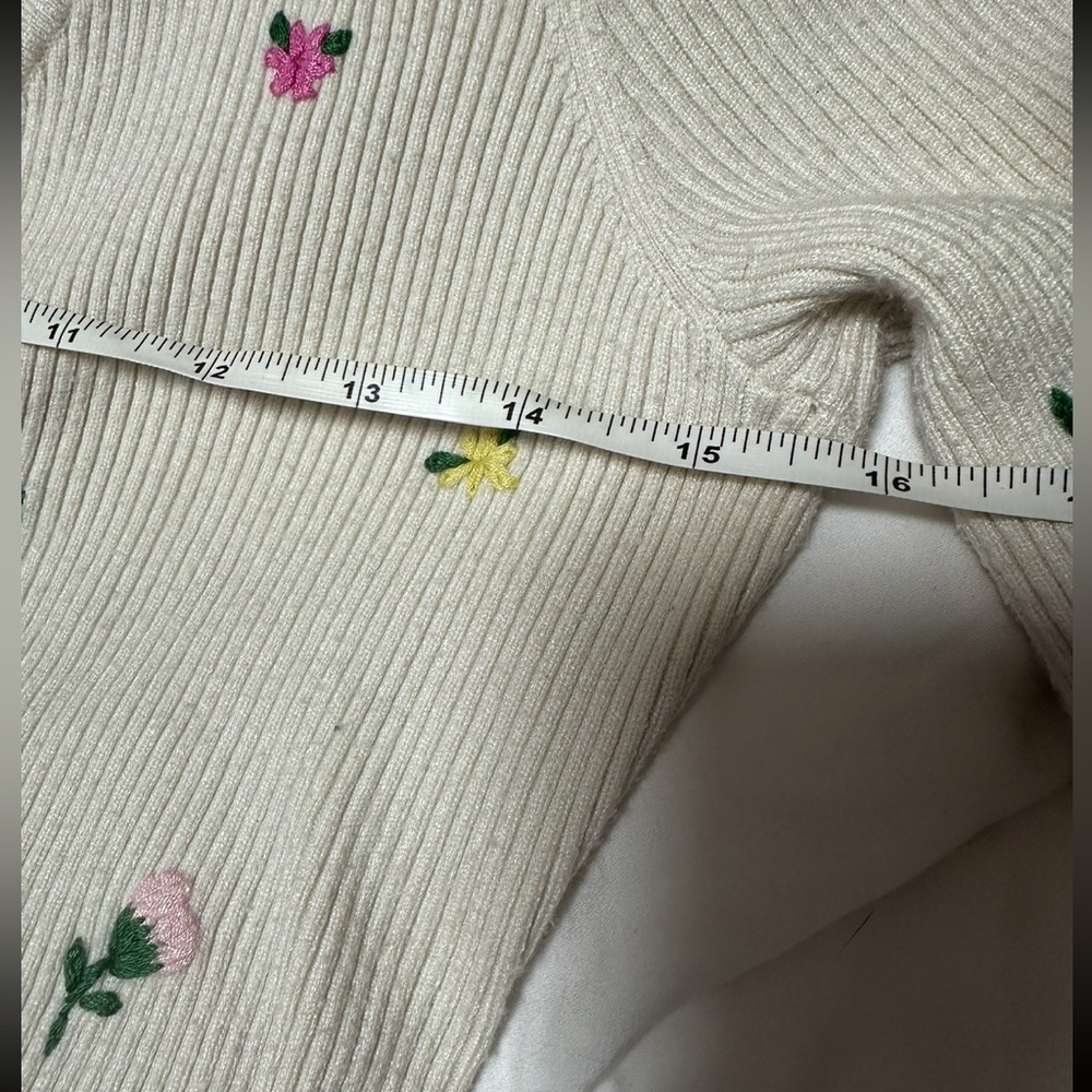 RARE-FAVORITE DAUGHTER The Athena Floral Cardigan 🌸 - Picture 6 of 12